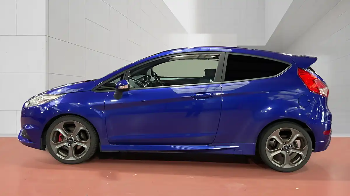 Used 2015 Ford Fiesta ST-2 Blue - Interior and Exterior details 3