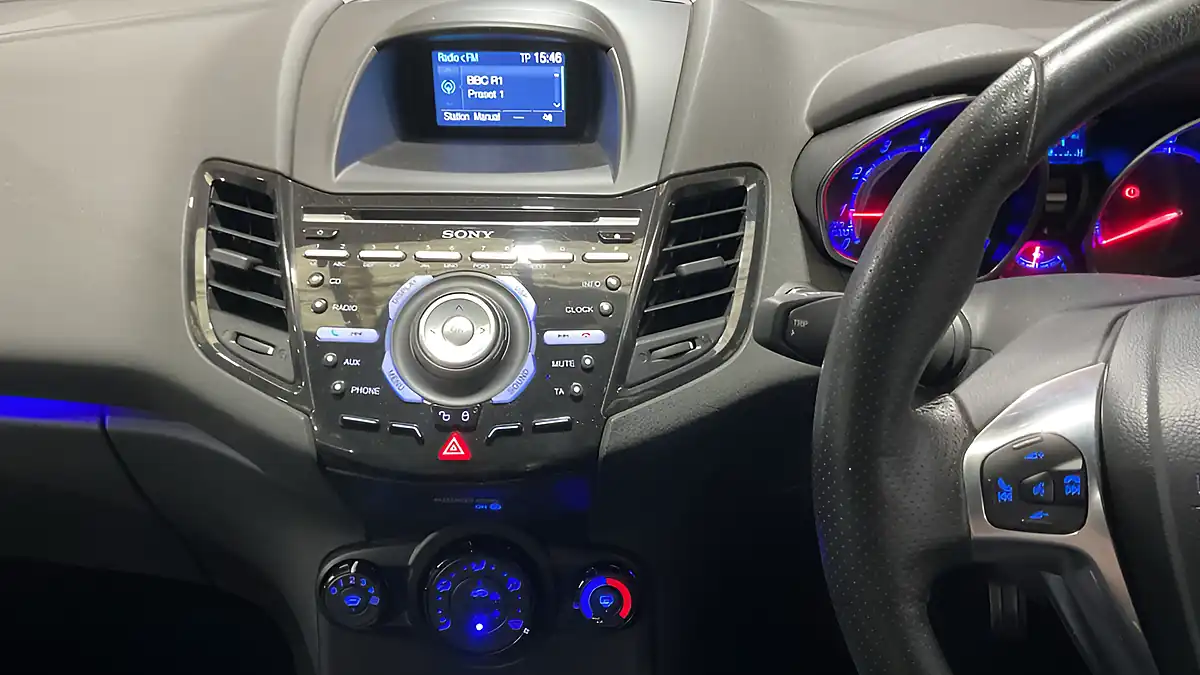 Used 2015 Ford Fiesta ST-2 Blue - Interior and Exterior details 7