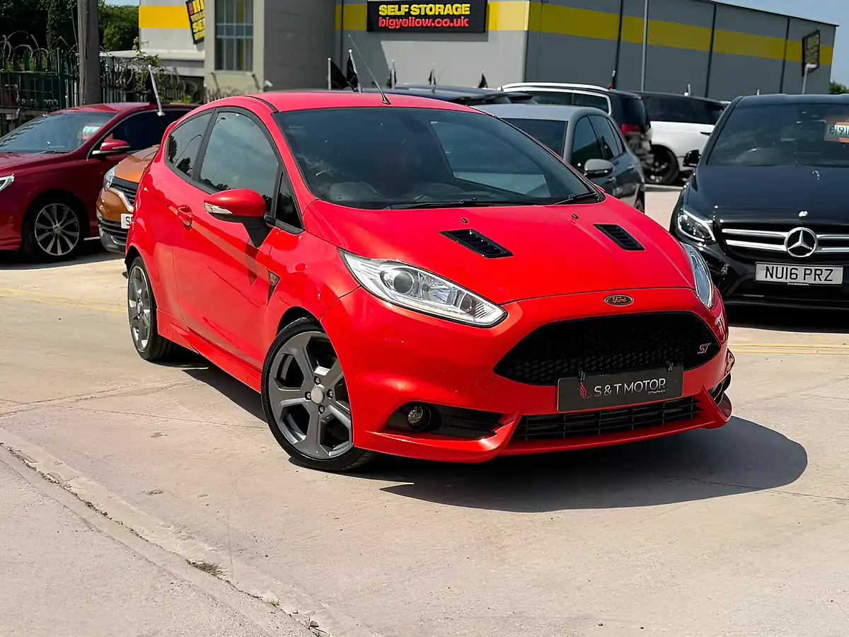 Used 2015 Ford Fiesta ST-2 Orange - Front View
