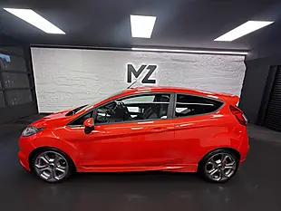 Used 2015 Ford Fiesta ST-2 Orange - Interior and Exterior details 11