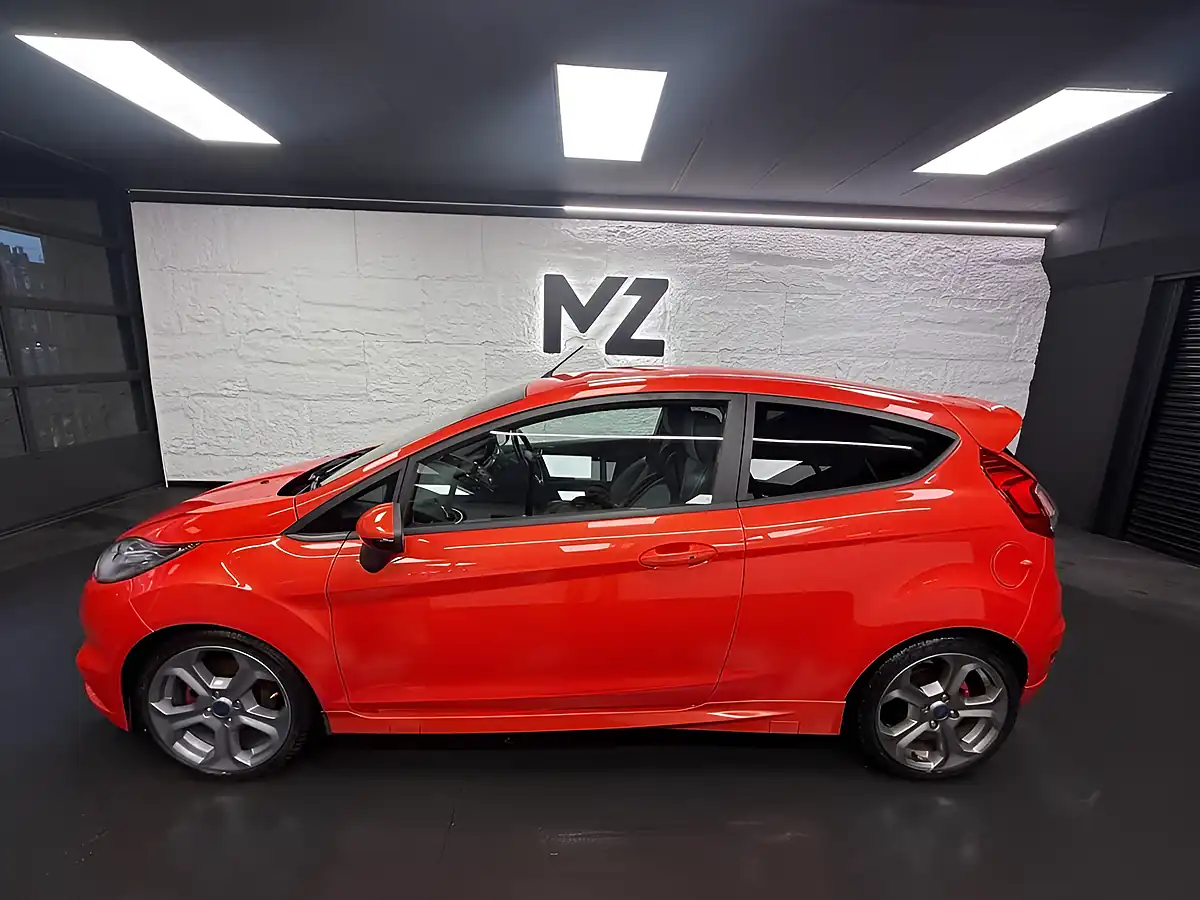 Used 2015 Ford Fiesta ST-2 Orange - Interior and Exterior details 11