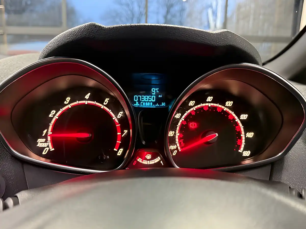 Used 2015 Ford Fiesta ST-2 Orange - Interior and Exterior details 15