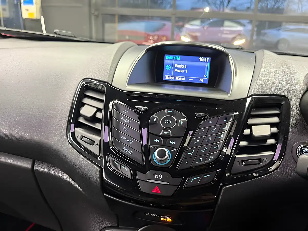 Used 2015 Ford Fiesta ST-2 Orange - Interior and Exterior details 17
