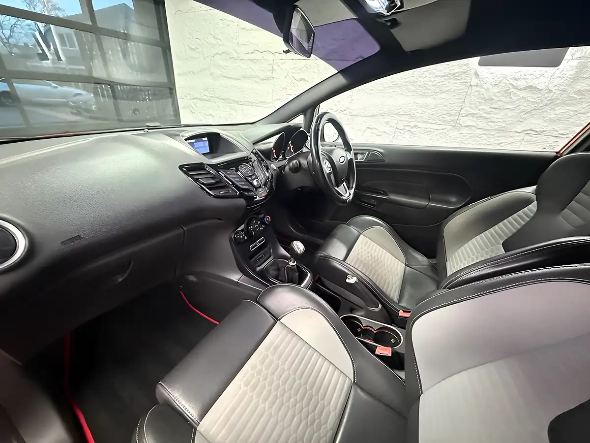 Used 2015 Ford Fiesta ST-2 Orange - Interior and Exterior details 3