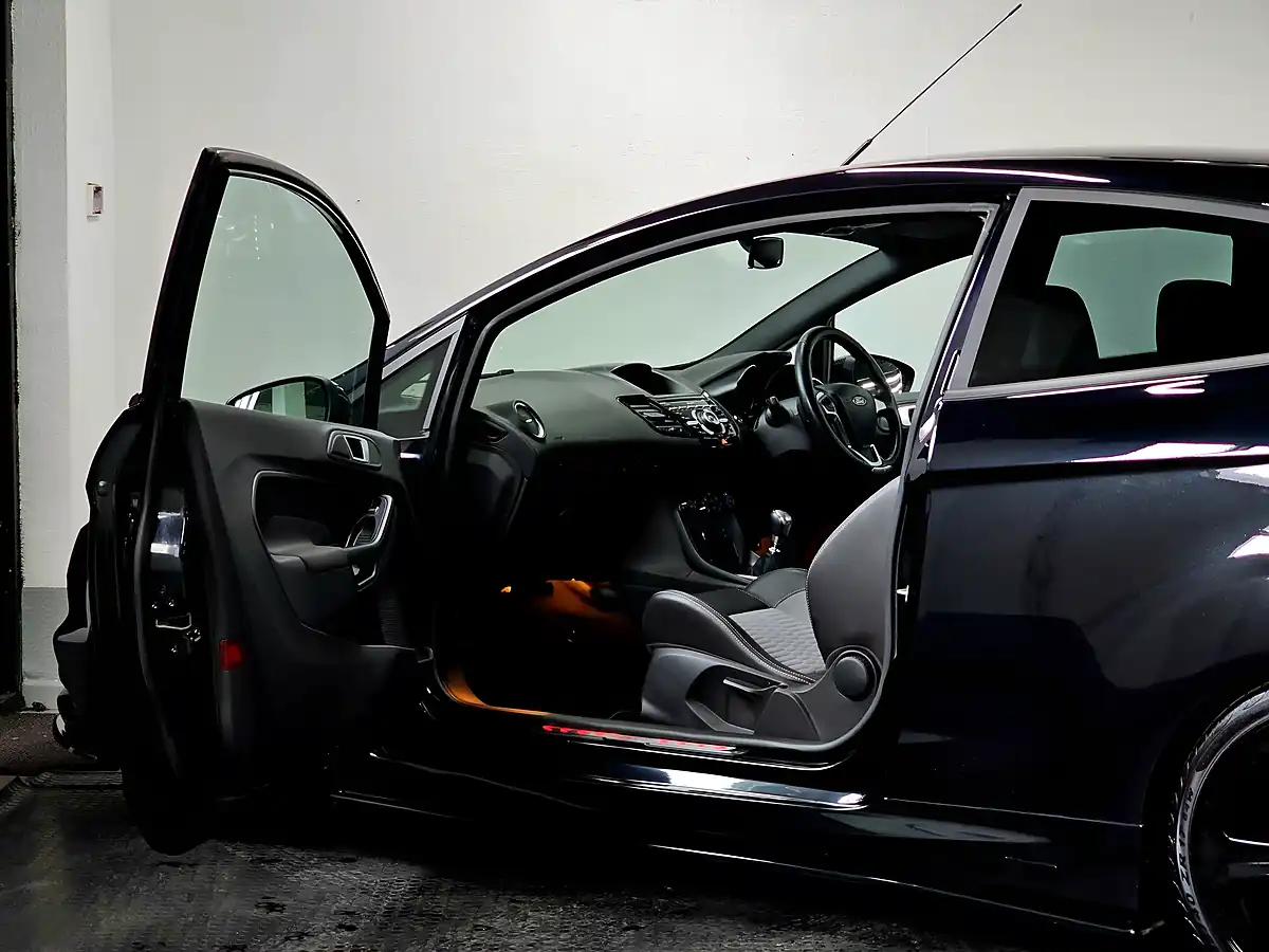 Used 2015 Ford Fiesta ST-2 Panther Black - Interior and Exterior details 11