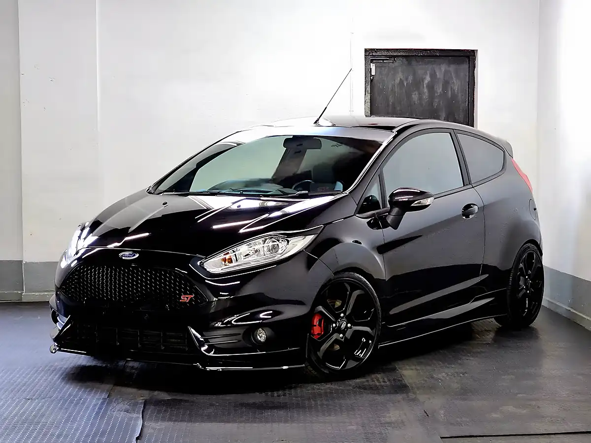 Used 2015 Ford Fiesta ST-2 Panther Black - Interior and Exterior details 2
