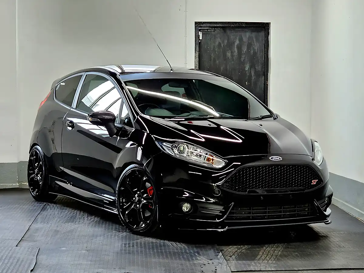 Used 2015 Ford Fiesta ST-2 Panther Black - Interior and Exterior details 5