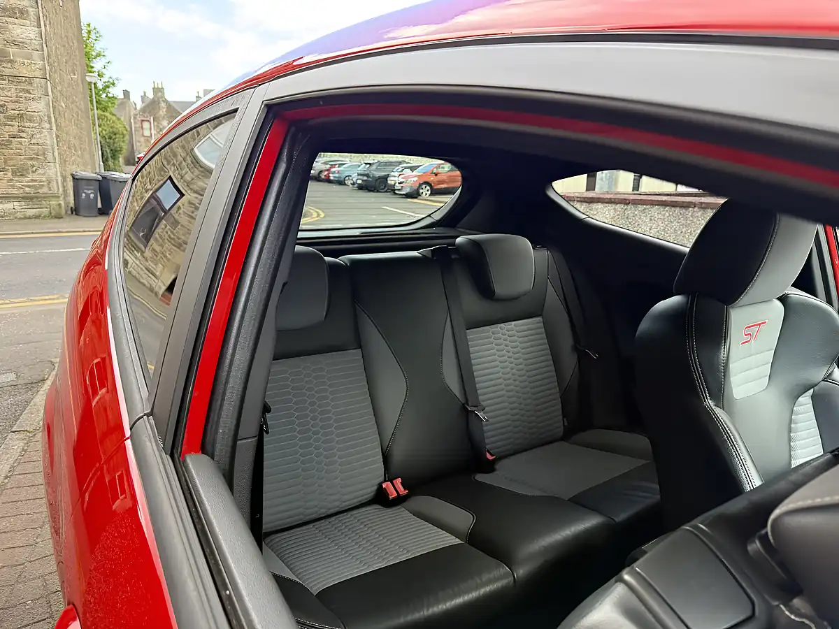 Used 2015 Ford Fiesta ST-2 Red - Interior and Exterior details 10