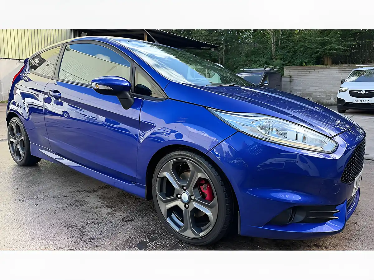 Used 2015 Ford Fiesta ST-3 Blue - Interior and Exterior details 3