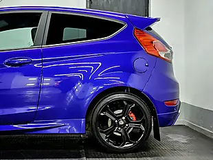 Used 2015 Ford Fiesta ST-3 Spirit Blue - Interior and Exterior details 18