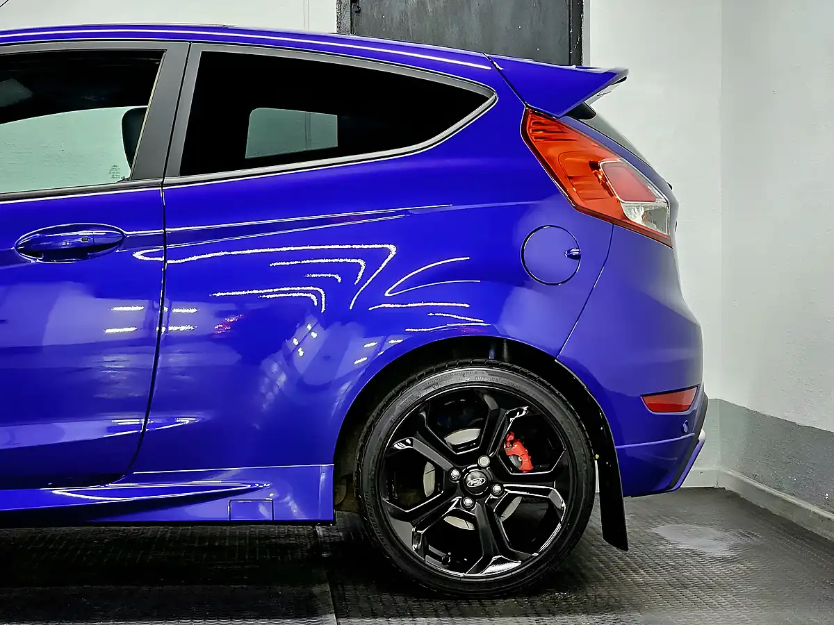 Used 2015 Ford Fiesta ST-3 Spirit Blue - Interior and Exterior details 18