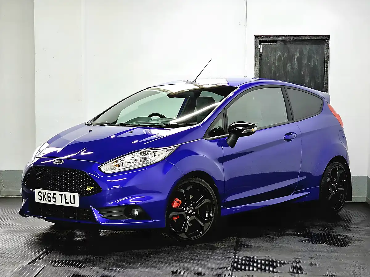 Used 2015 Ford Fiesta ST-3 Spirit Blue - Interior and Exterior details 3