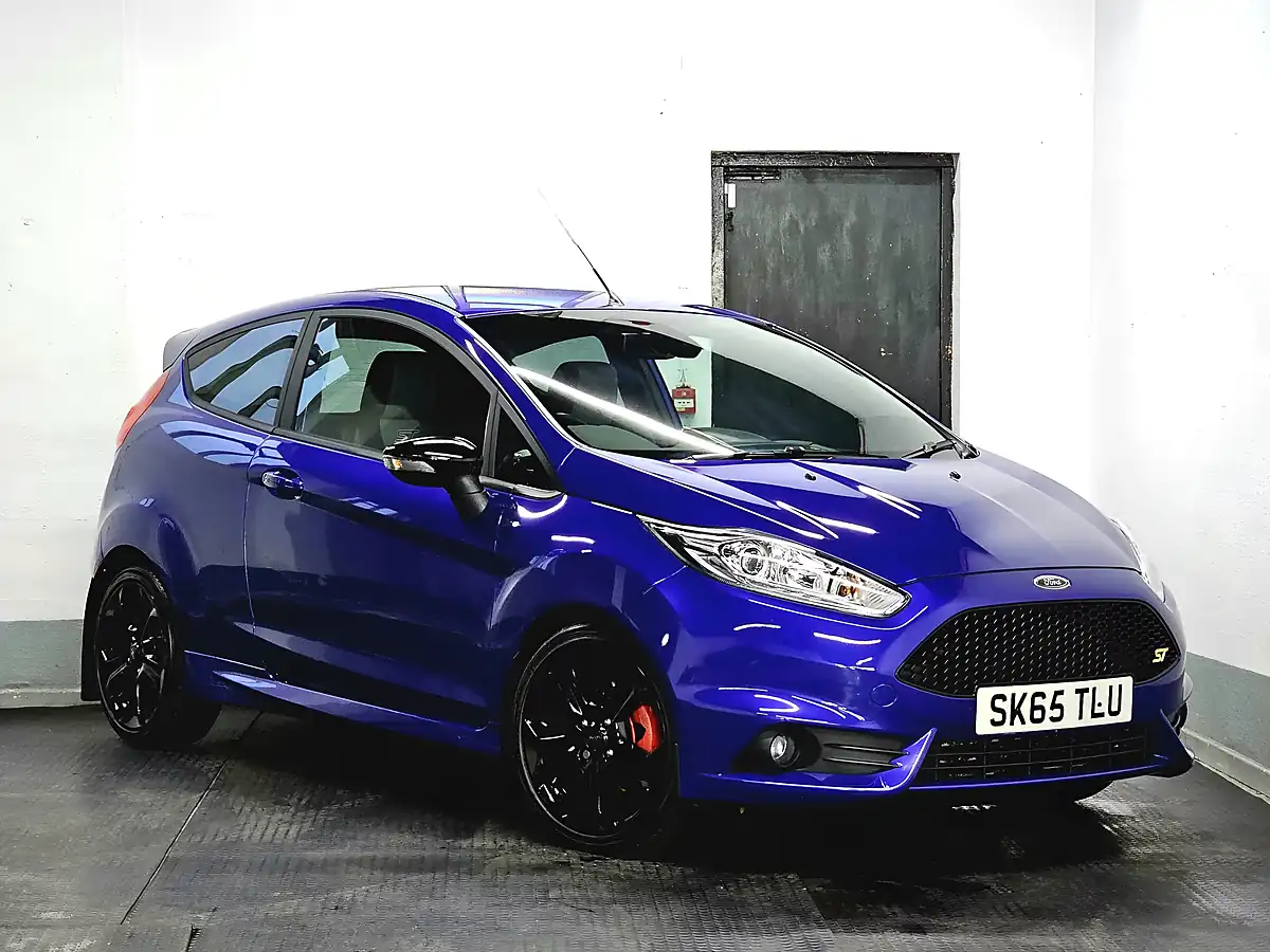 Used 2015 Ford Fiesta ST-3 Spirit Blue - Interior and Exterior details 6