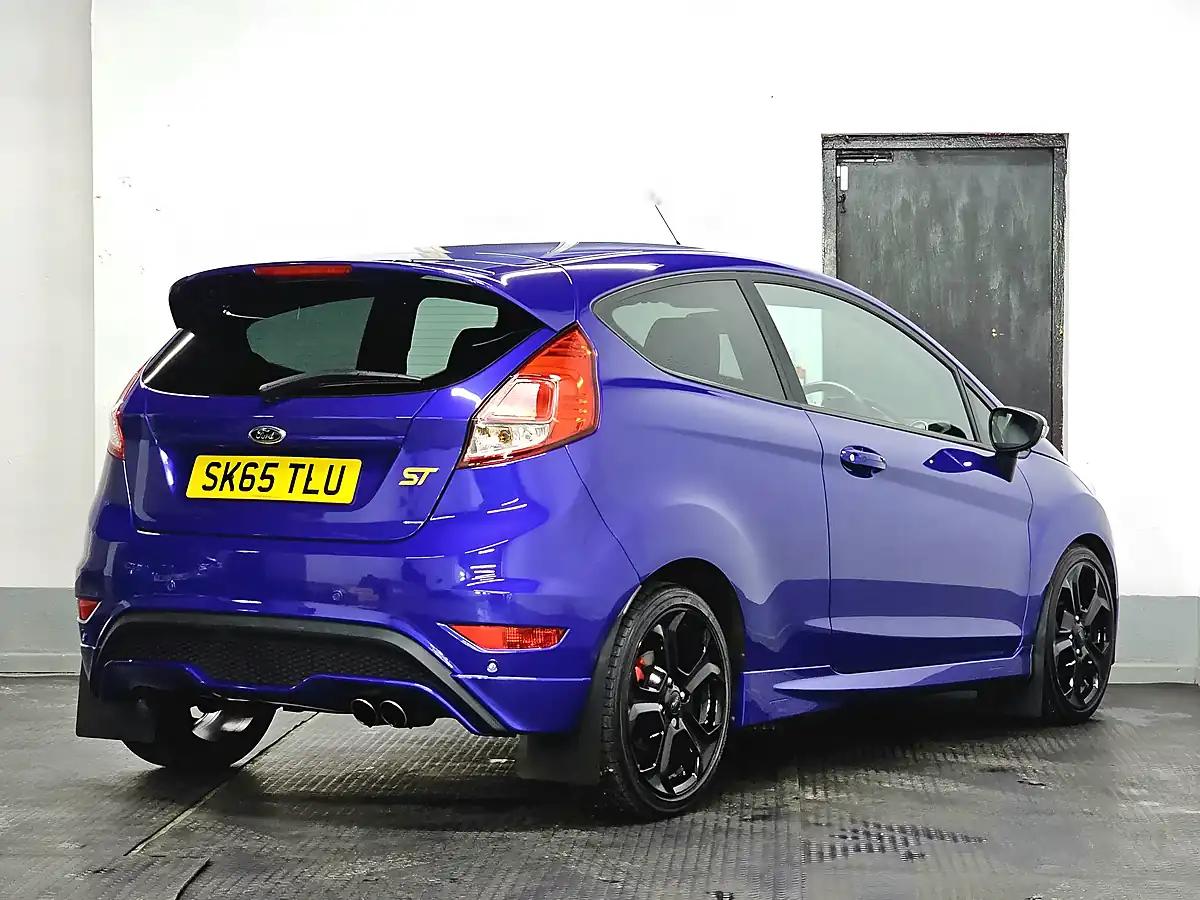 Used 2015 Ford Fiesta ST-3 Spirit Blue - Interior and Exterior details 9