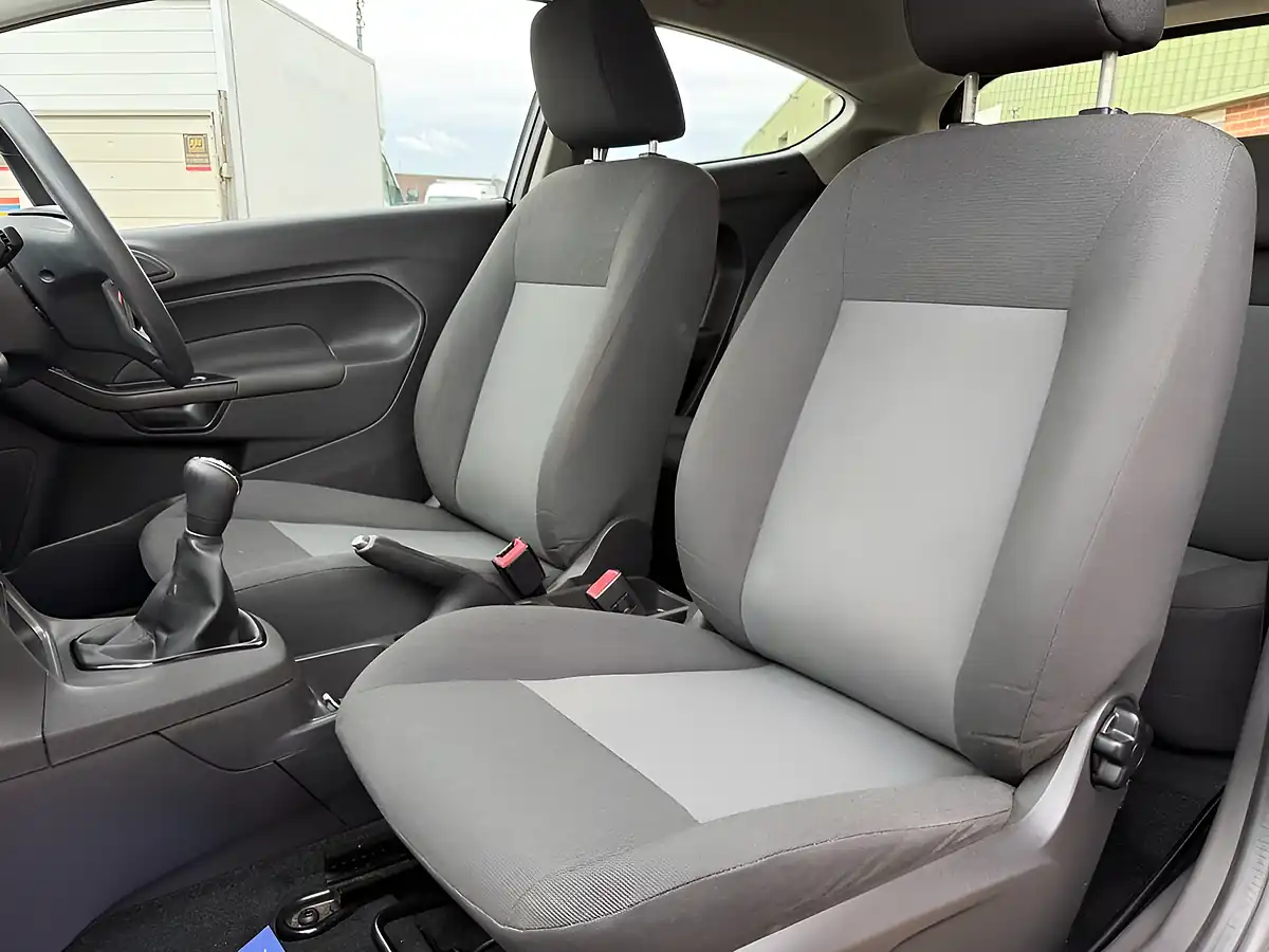 Used 2015 Ford Fiesta Studio Black - Interior and Exterior details 17