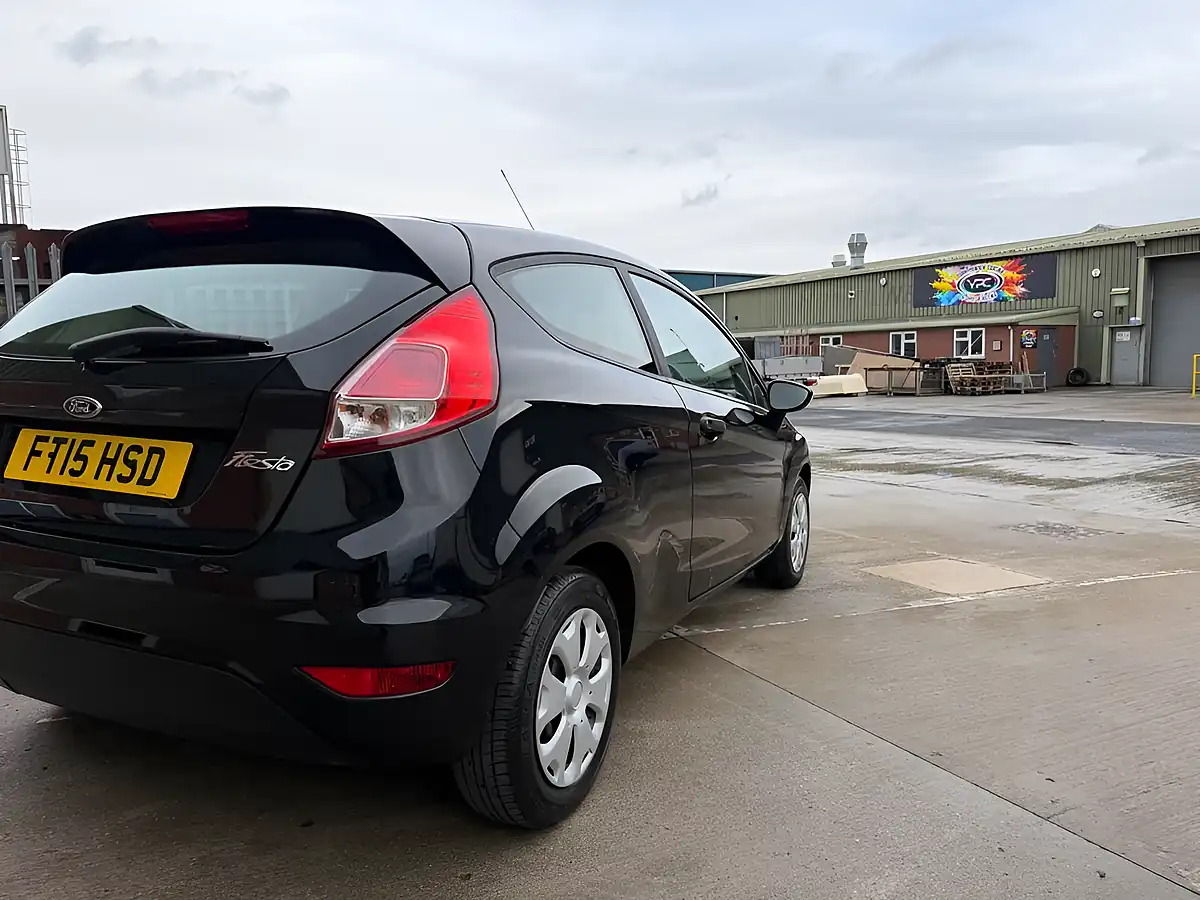 Used 2015 Ford Fiesta Studio Black - Interior and Exterior details 19