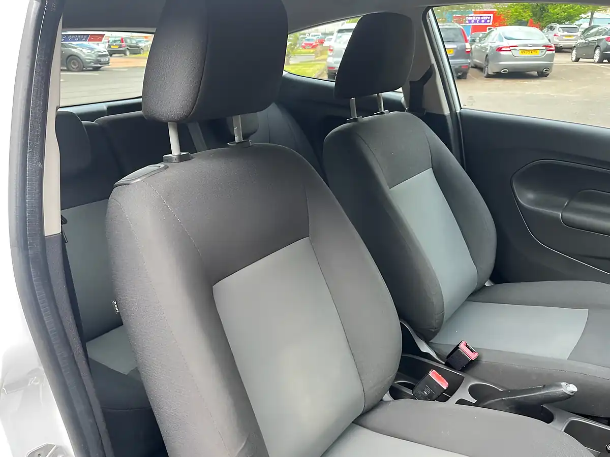 Used 2015 Ford Fiesta Studio White - Interior and Exterior details 15