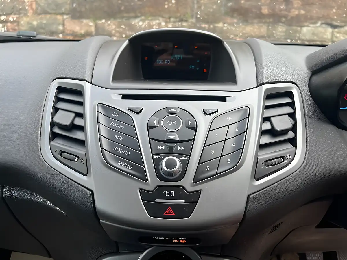 Used 2015 Ford Fiesta Studio White - Interior and Exterior details 19