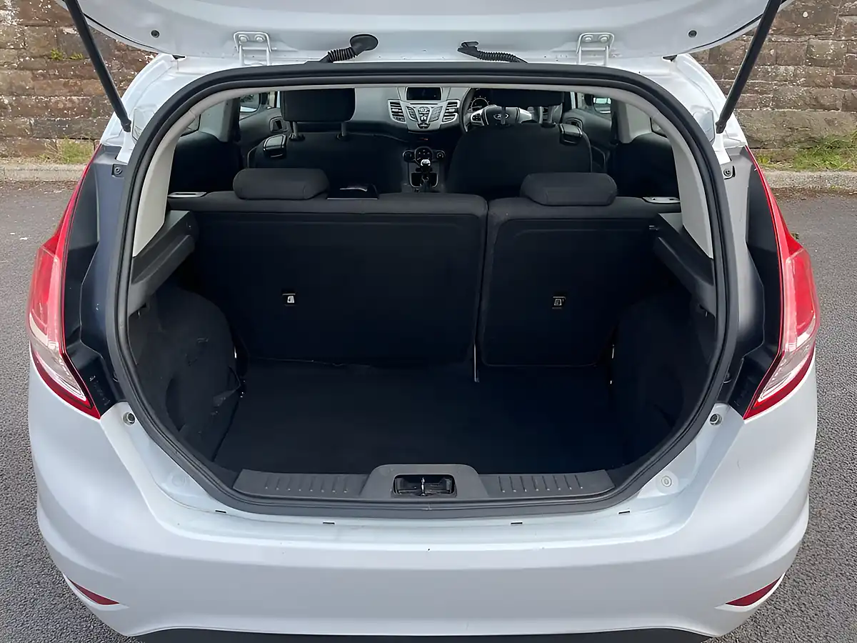 Used 2015 Ford Fiesta Studio White - Interior and Exterior details 8