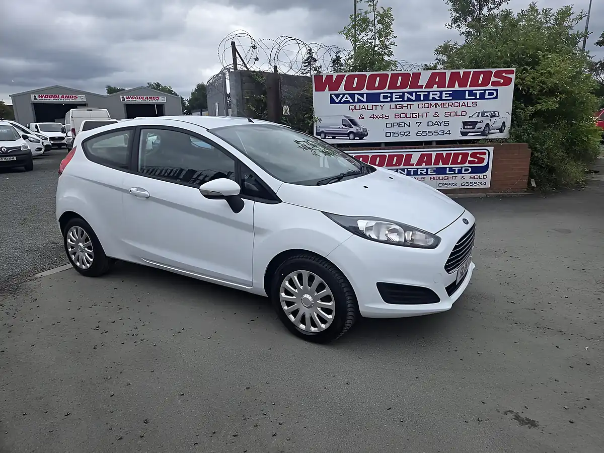 Used 2015 Ford Fiesta Style White - Front View