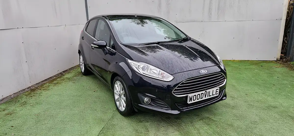 Used 2015 Ford Fiesta Titanium Black - Interior and Exterior details 3