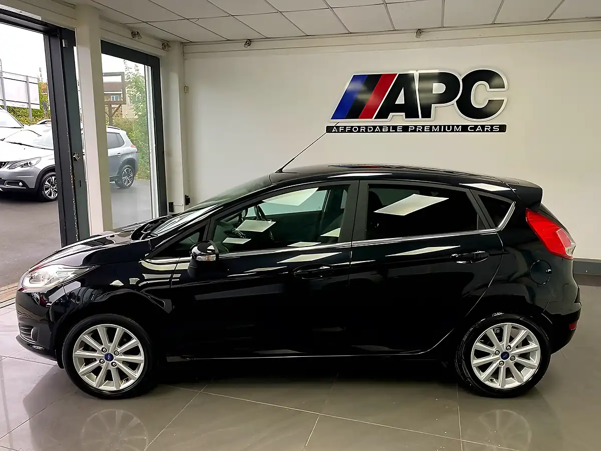 Used 2015 Ford Fiesta Titanium Black - Interior and Exterior details 2