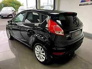 Used 2015 Ford Fiesta Titanium Black - Interior and Exterior details 4