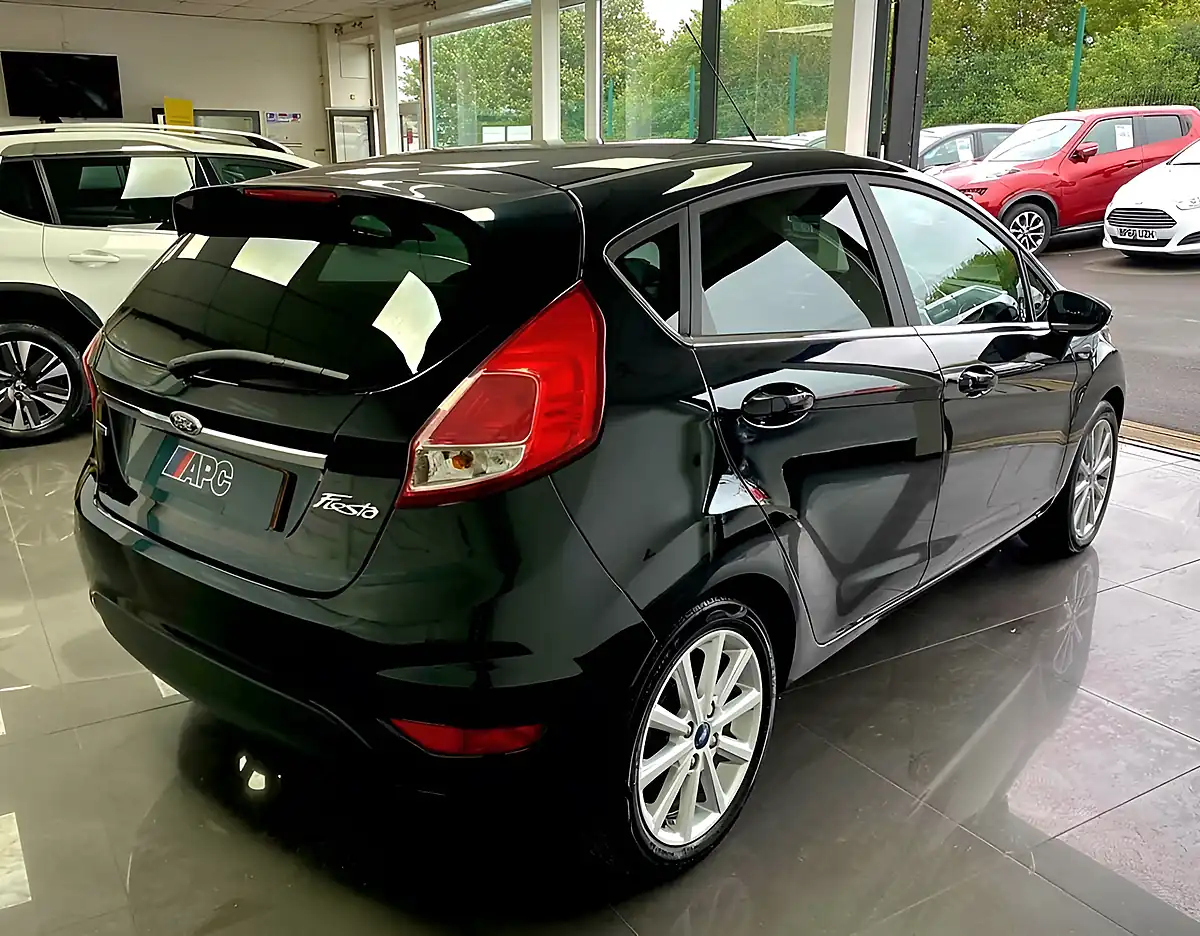 Used 2015 Ford Fiesta Titanium Black - Interior and Exterior details 6
