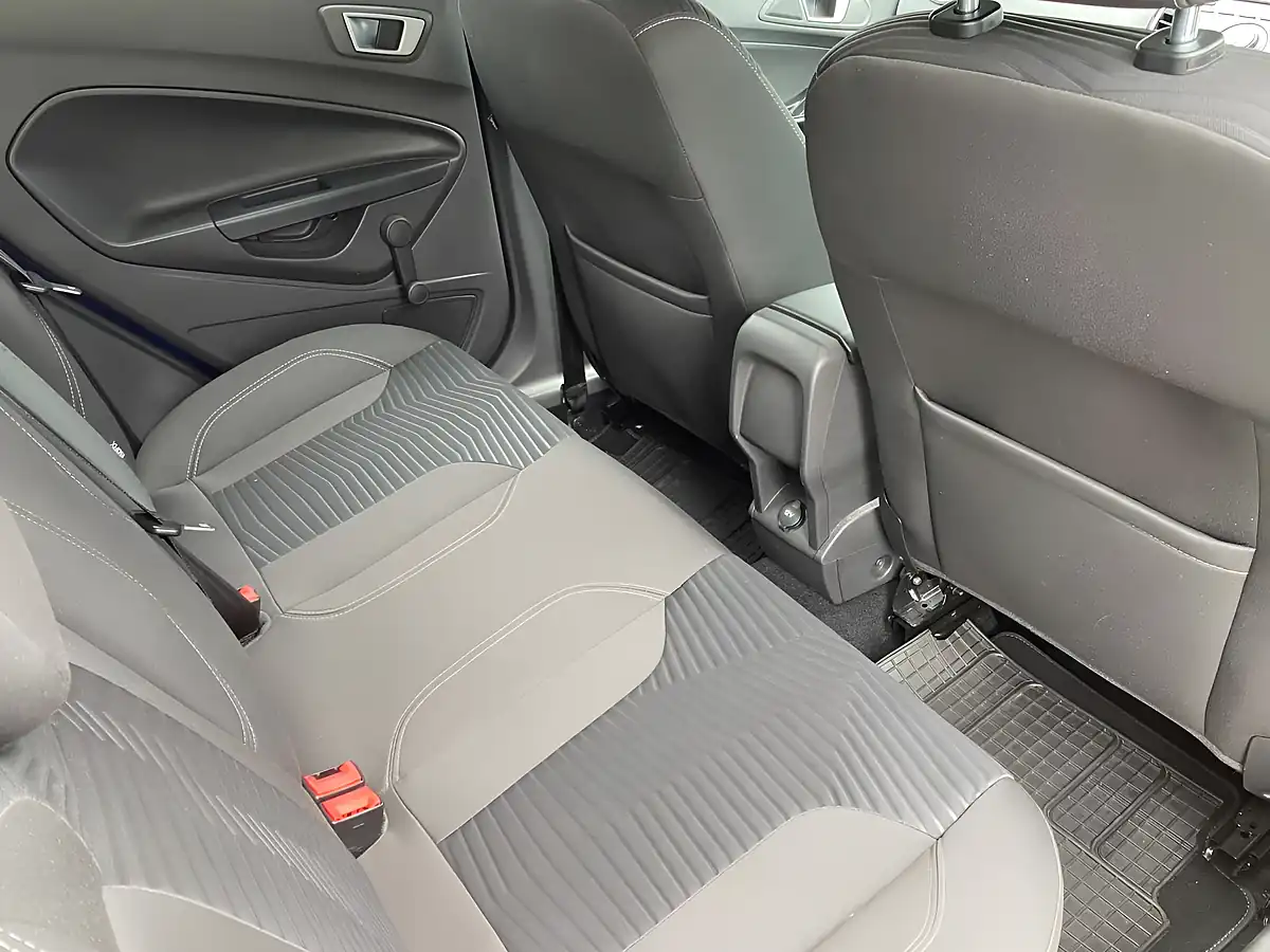 Used 2015 Ford Fiesta Titanium Blue - Interior and Exterior details 12