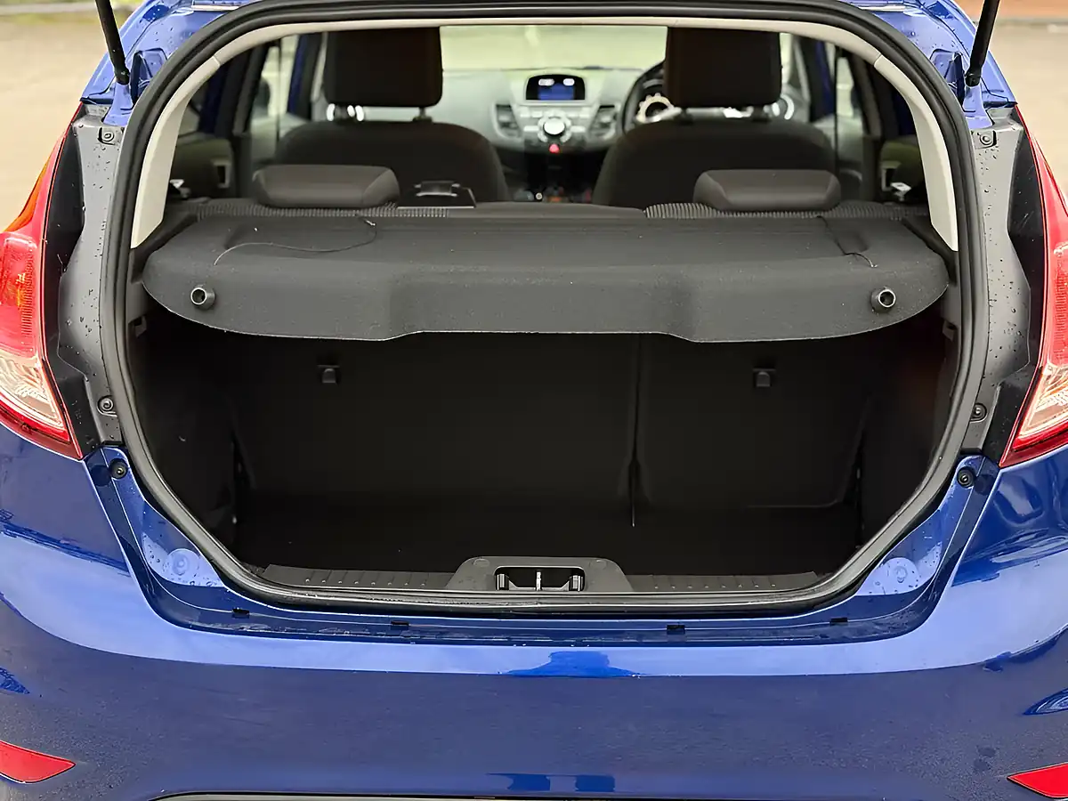 Used 2015 Ford Fiesta Titanium Blue - Interior and Exterior details 10