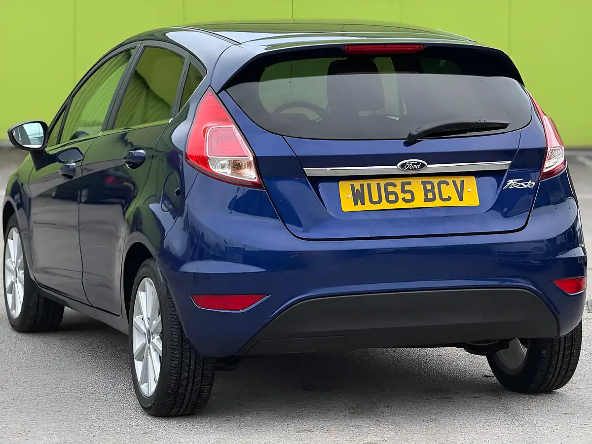 Used 2015 Ford Fiesta Titanium Blue - Interior and Exterior details 5