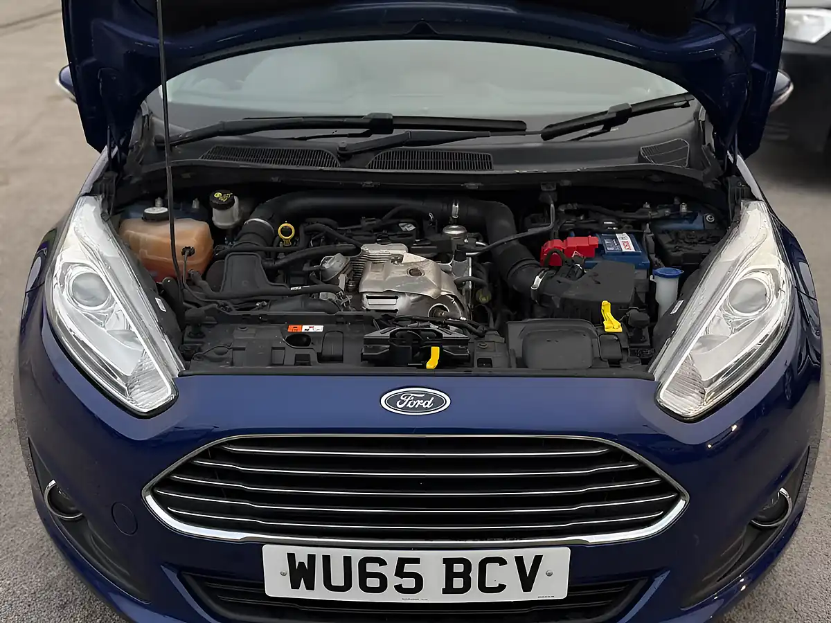 Used 2015 Ford Fiesta Titanium Blue - Interior and Exterior details 9
