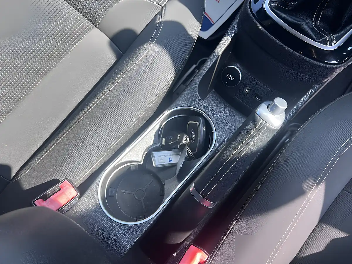 Used 2015 Ford Fiesta Titanium Blue - Interior and Exterior details 16