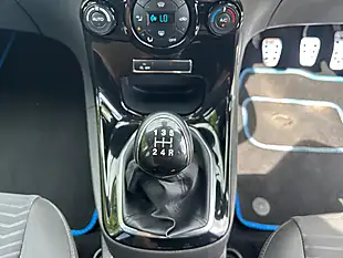 Used 2015 Ford Fiesta Titanium Blue - Interior and Exterior details 17