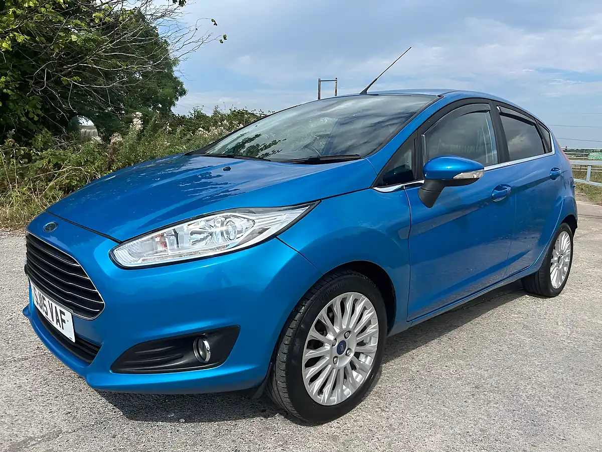Used 2015 Ford Fiesta Titanium Blue - Interior and Exterior details 8