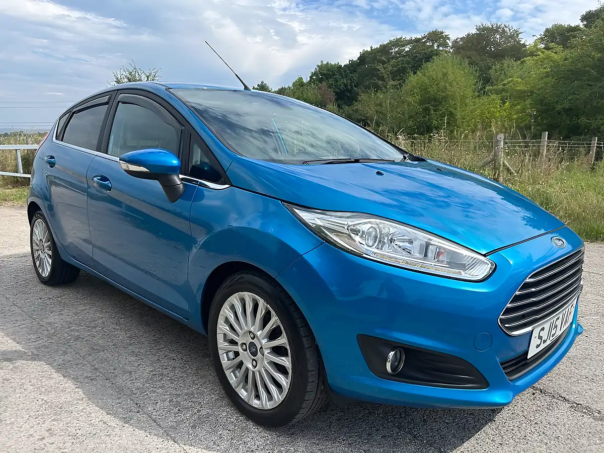 Used 2015 Ford Fiesta Titanium Blue - Interior and Exterior details 9