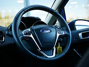 Used 2015 Ford Fiesta Titanium Deep Impact Blue Metallic - Interior and Exterior details 17
