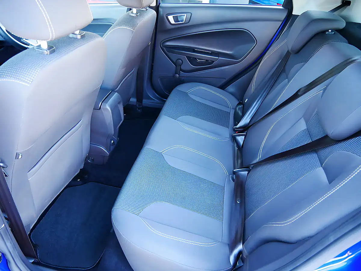 Used 2015 Ford Fiesta Titanium Deep Impact Blue Metallic - Interior and Exterior details 20