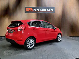Used 2015 Ford Fiesta Titanium Race Red Gloss - Interior and Exterior details 9