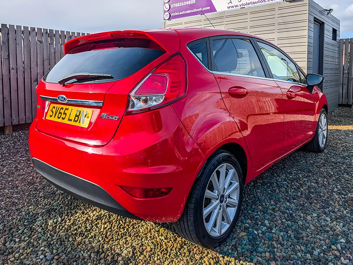 Used 2015 Ford Fiesta Titanium Red - Interior and Exterior details 12