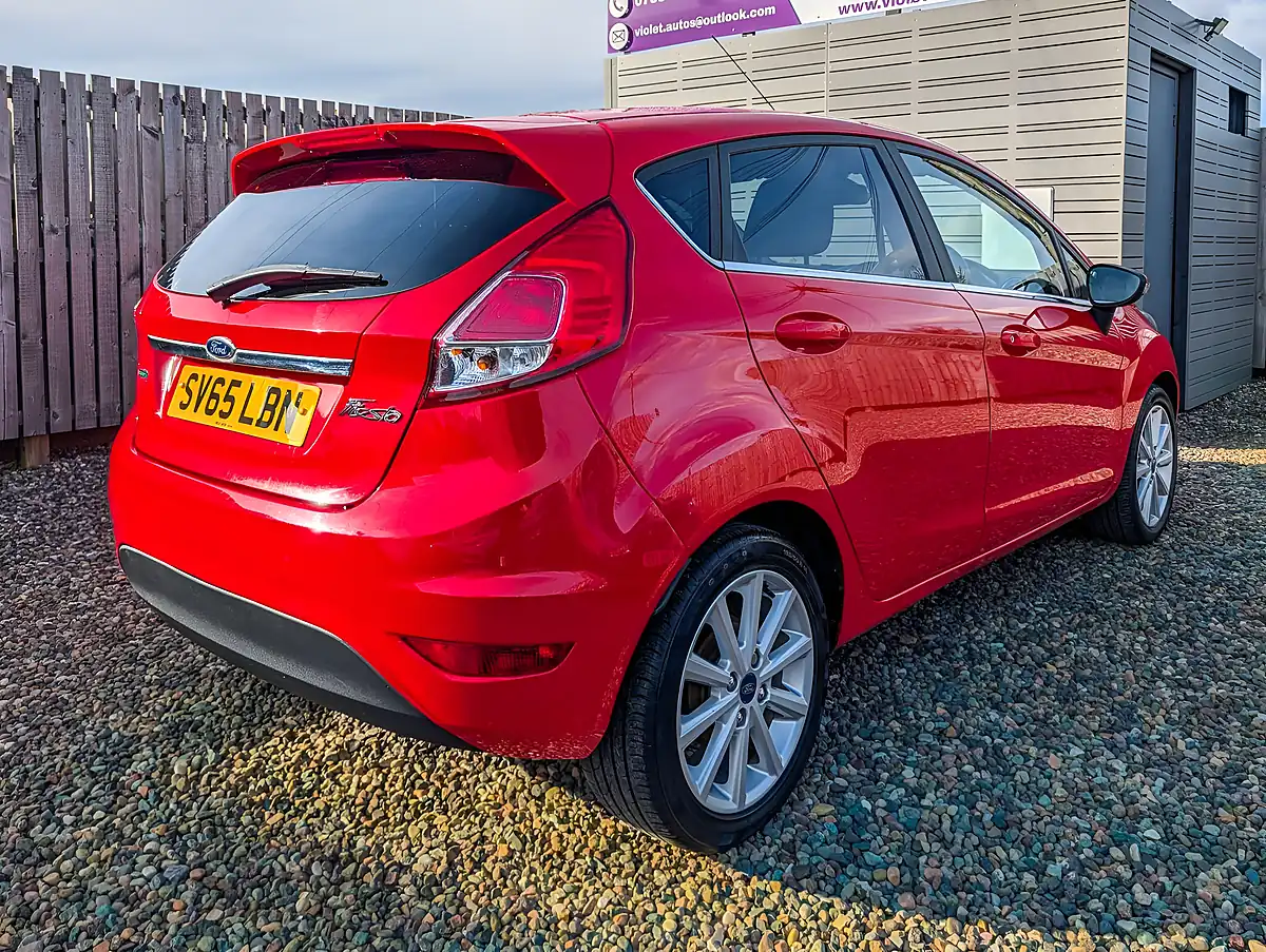 Used 2015 Ford Fiesta Titanium Red - Interior and Exterior details 13
