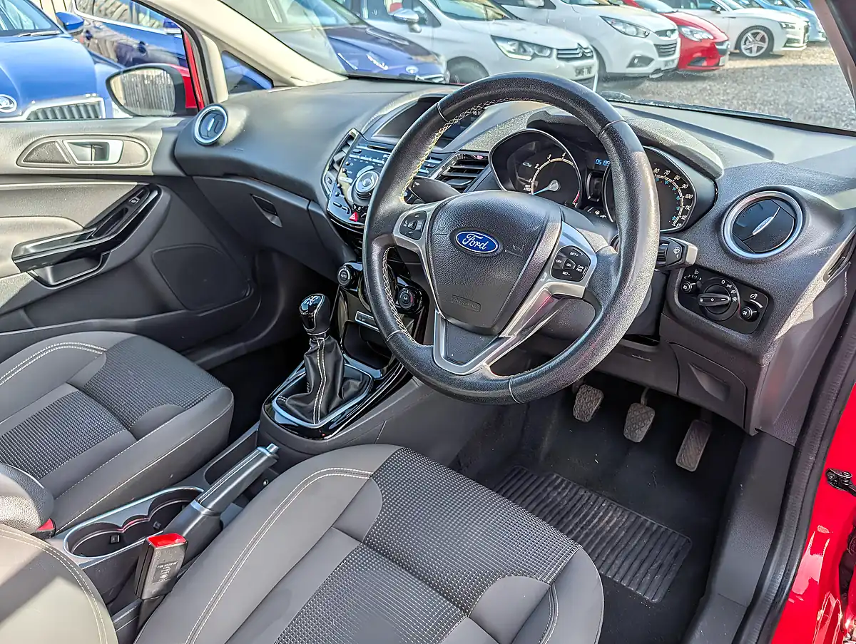 Used 2015 Ford Fiesta Titanium Red - Interior and Exterior details 15