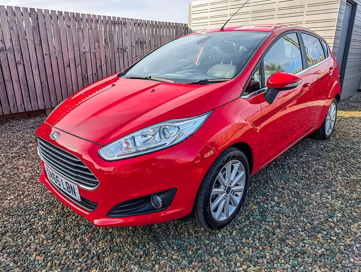 Used 2015 Ford Fiesta Titanium Red - Interior and Exterior details 8