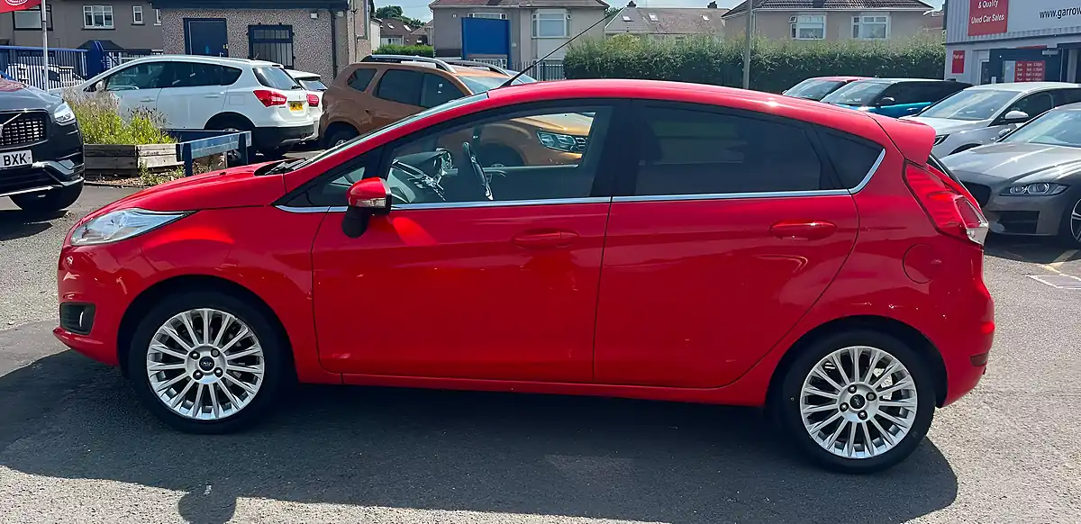 Used 2015 Ford Fiesta Titanium Red - Interior and Exterior details 9