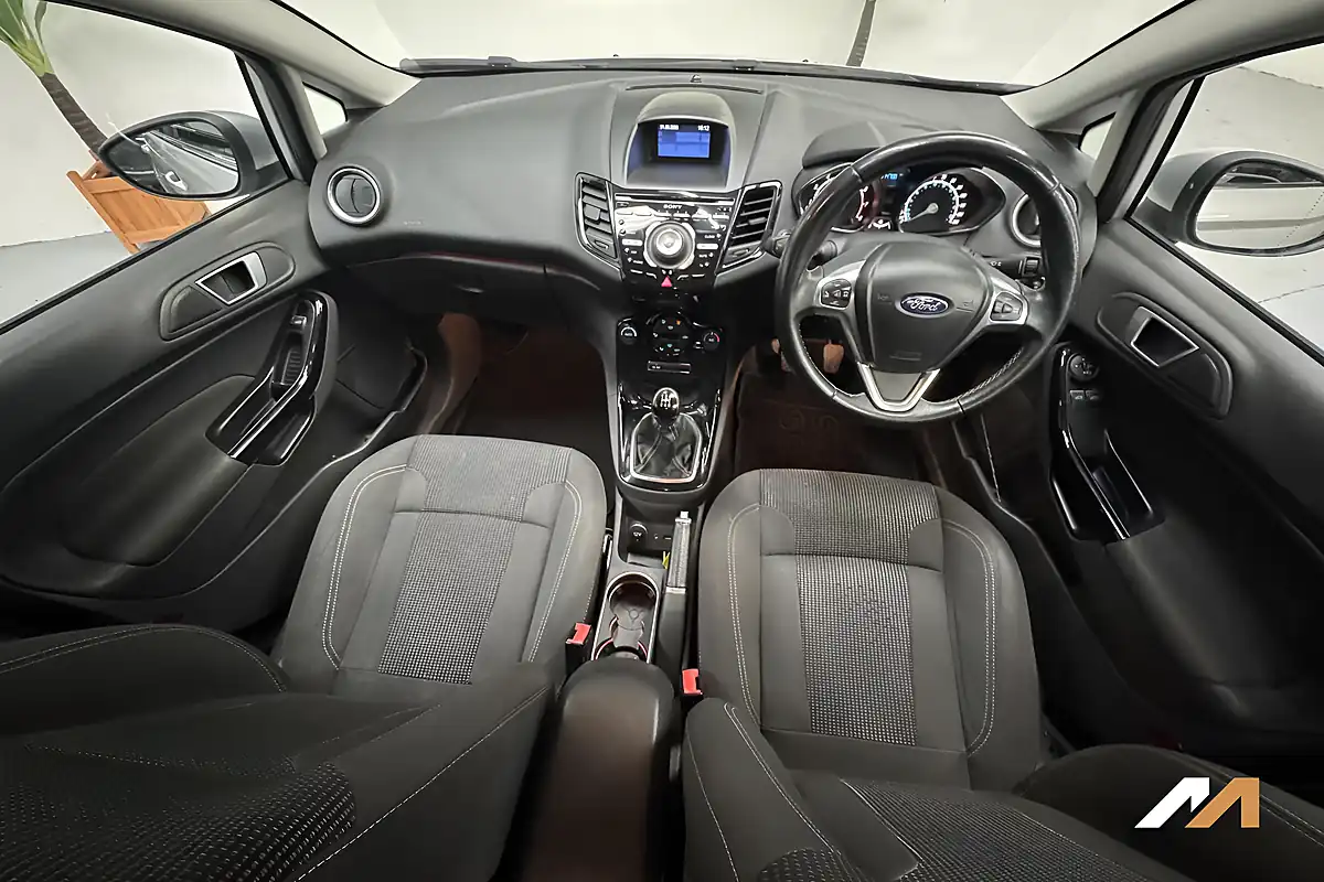 Used 2015 Ford Fiesta Titanium Silver - Interior and Exterior details 13