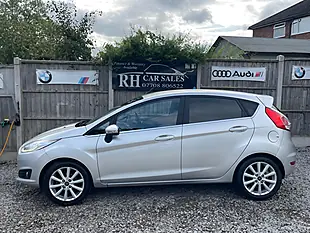 Used 2015 Ford Fiesta Titanium Silver - Interior and Exterior details 10