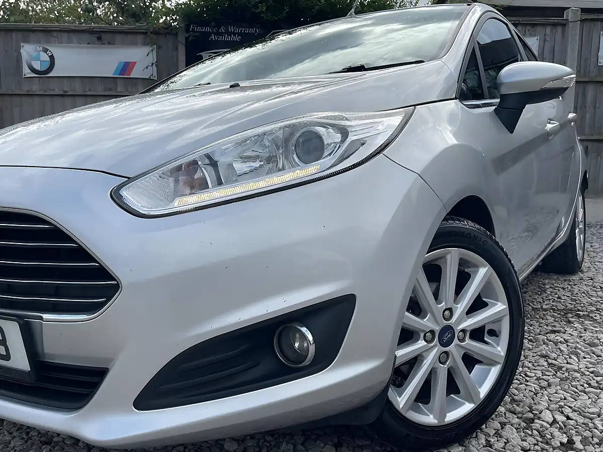 Used 2015 Ford Fiesta Titanium Silver - Interior and Exterior details 15