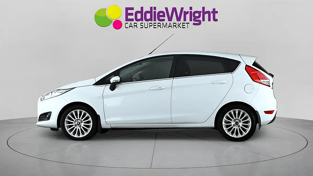 Used 2015 Ford Fiesta Titanium White - Interior and Exterior details 4