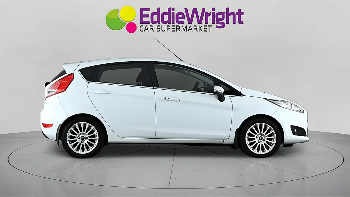 Used 2015 Ford Fiesta Titanium White - Interior and Exterior details 8