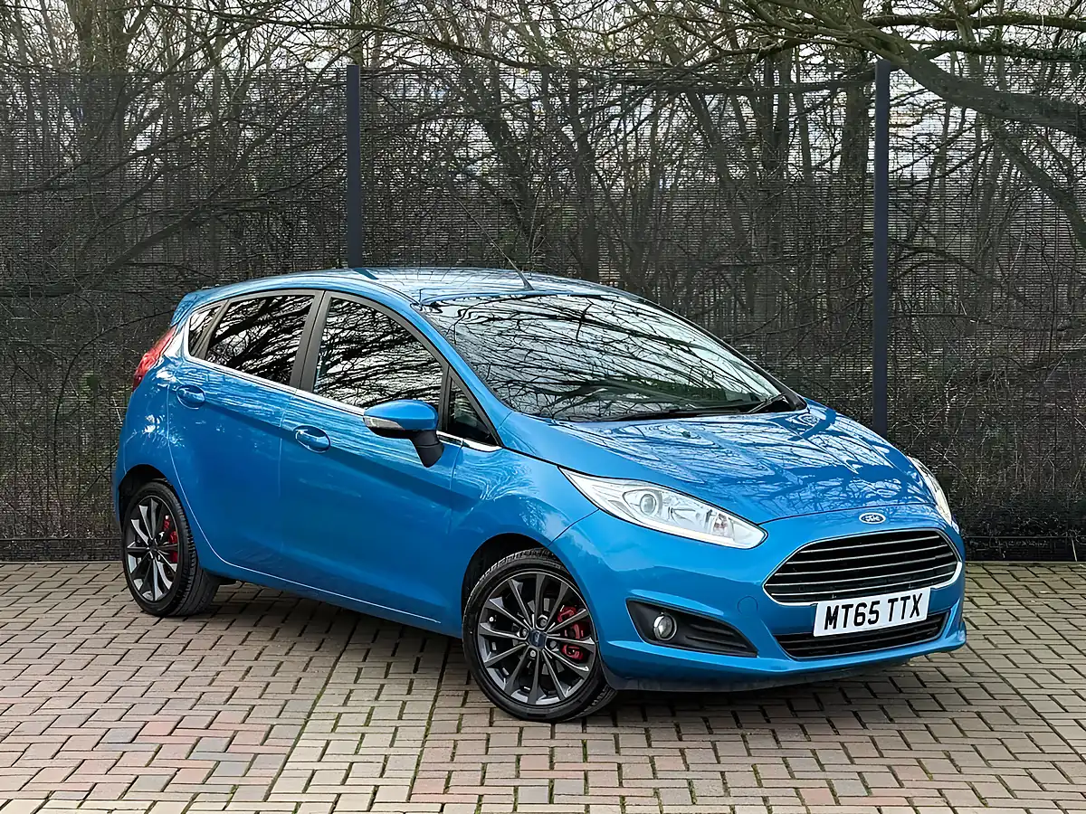 Used 2015 Ford Fiesta Titanium X Blue - Front View